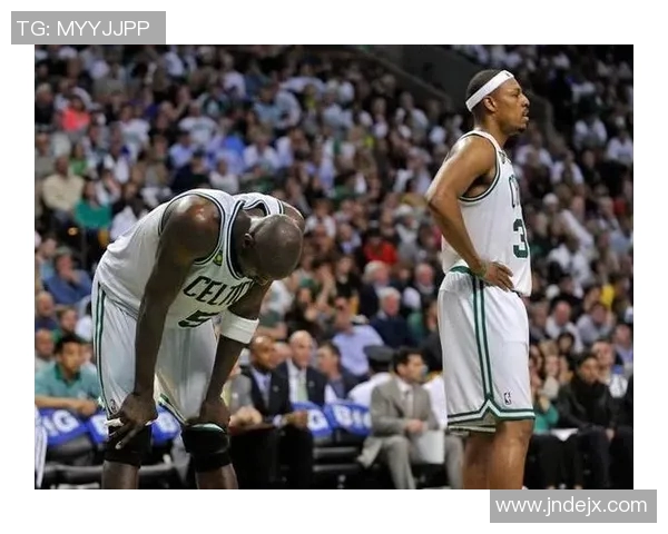 沉寂中的巨星如何重返巅峰状态与足球生涯的反思与重塑之路