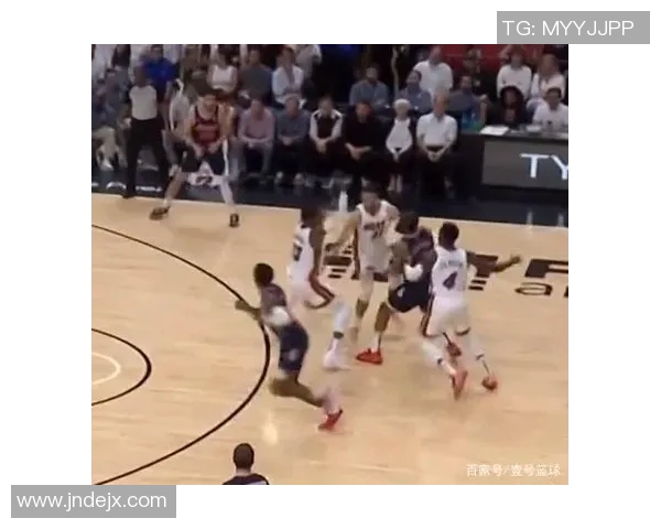 深入分析重庆足球队包夹战术的特点与应用策略