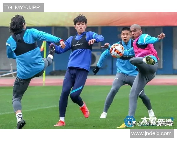 洲际杯赛后分析：武汉足球队默契配合展现团队实力与战术智慧