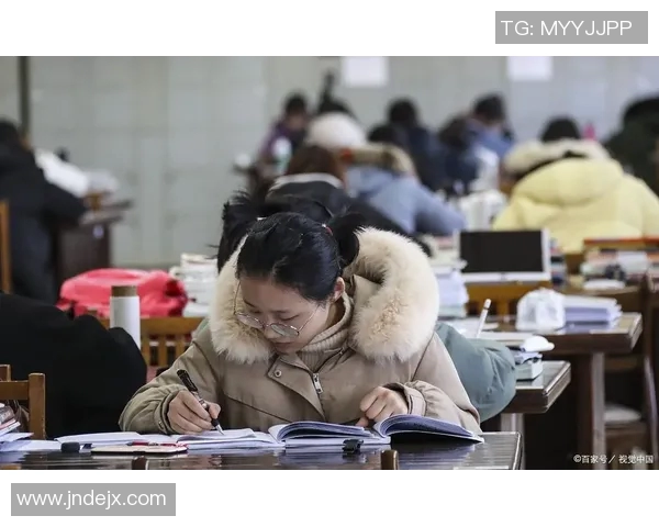 科学排球力量训练方法的全面指南与实用技巧分享 科学排球力量训练方法的全面指南与实用技巧分享